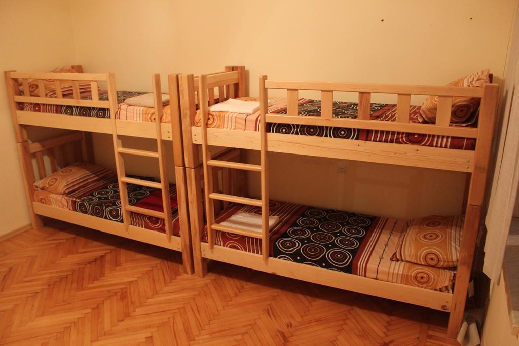Hostel Bude Kutaisi Oda fotoğraf